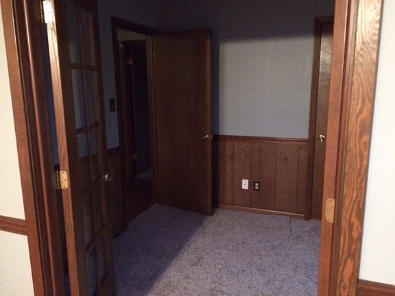 5th image of 324 Oliece Dr