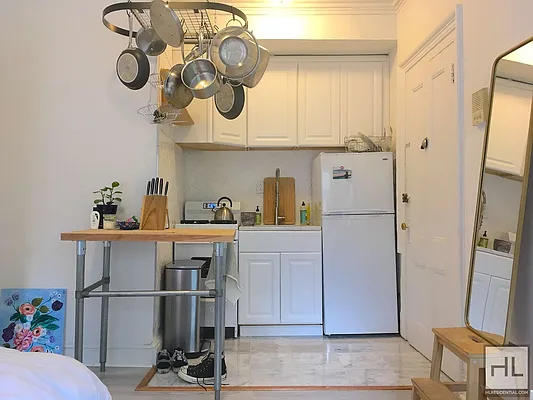 Rented by Highline Residential | media 23