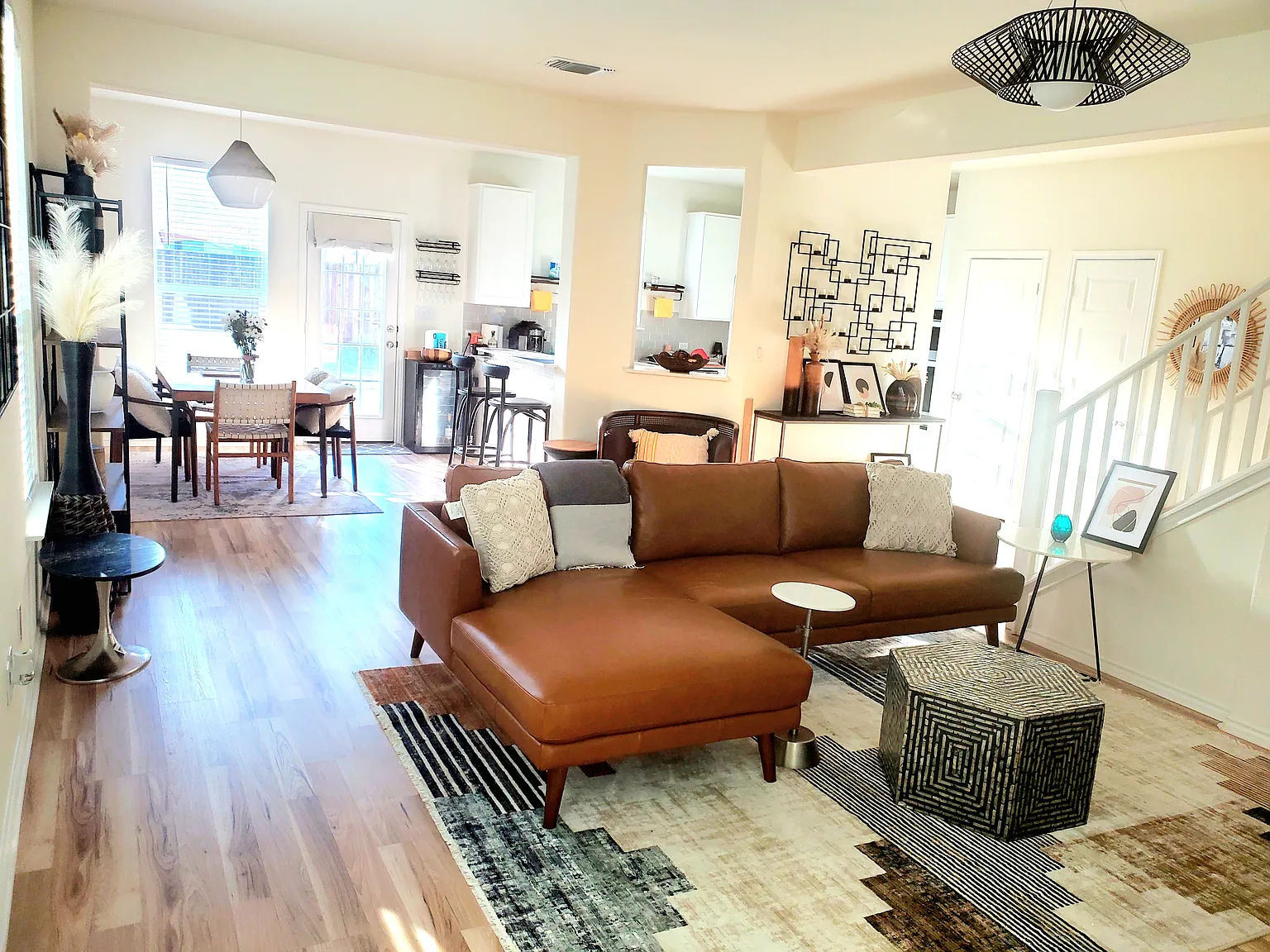 1126 Loganberry Dr — Photo 3