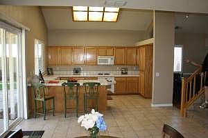 3rd image of 125 Roadrunner Ct