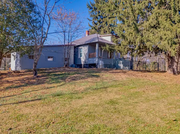 3354 Charles Town Rd, Kearneysville, WV 25430
