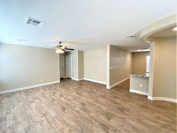 3rd image of 864 Blue Rosalie Pl