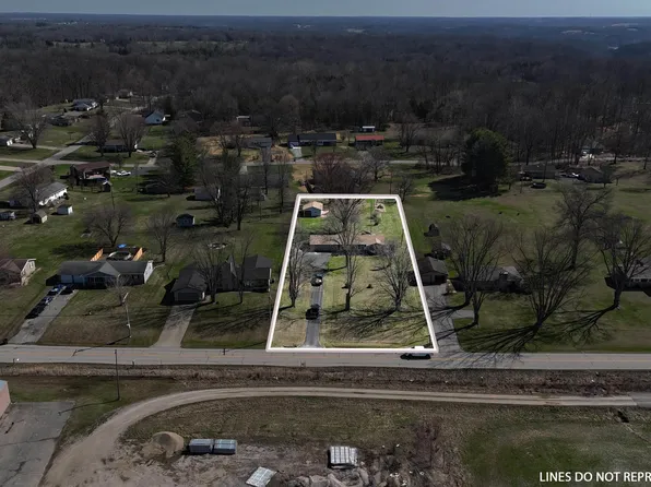 3322 Tunnelton Rd, Bedford, IN 47421