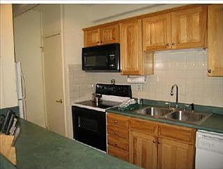 5th image of 508 E Lionshead Cir #310