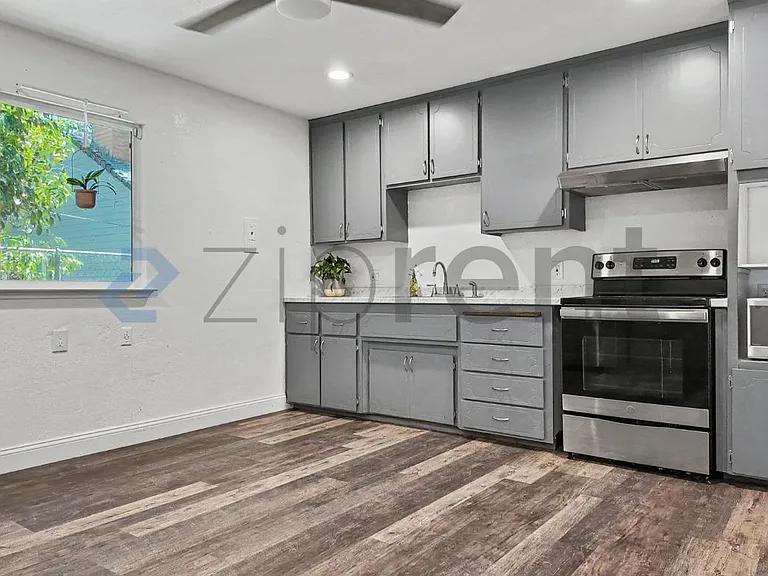 3422 9th Ave — Photo 14