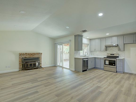 3rd image of 6829 Pradera Mesa Dr