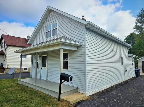 210 S Sawyer St, Oshkosh, WI 54902