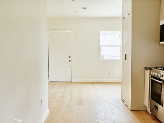 3rd image of 3741 Locke Ave