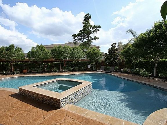 2nd image of 14507 Winding Springs Dr