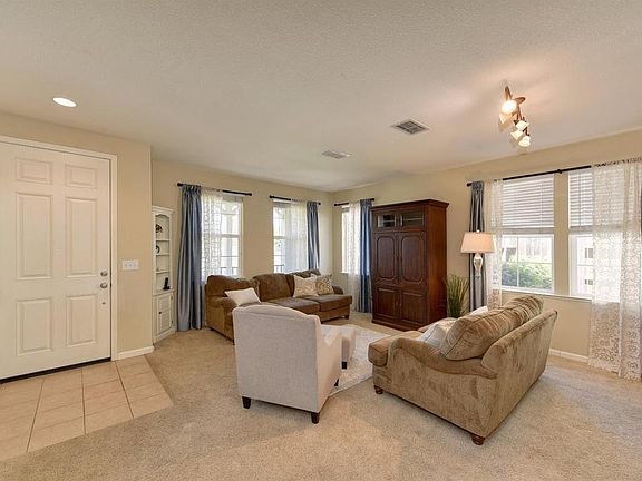 3rd image of 518 Ventura Ct