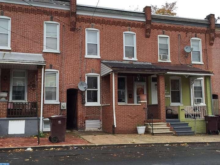 1st image of 1631 Lancaster Ave