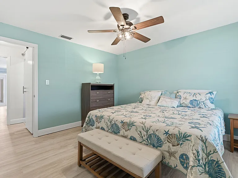 4778 Coquina Key Dr SE — Photo 24
