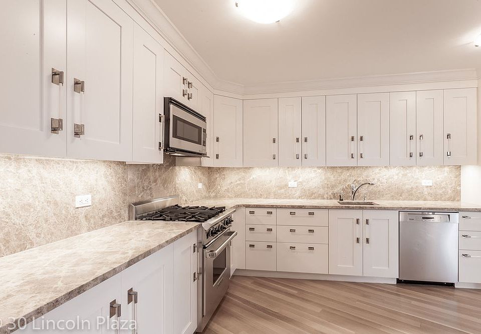 1st image of 30 W 63rd St APT 28K