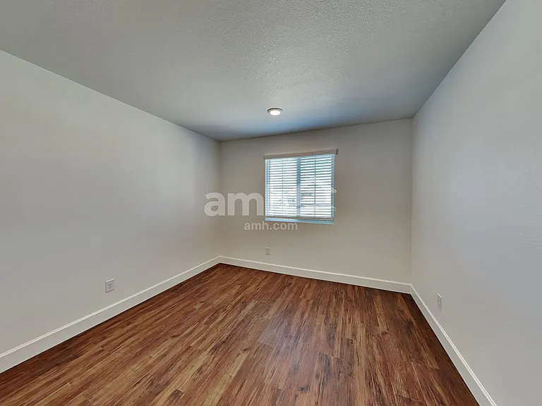 4215 W Saint Charles Ave — Photo 19