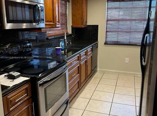 2277 SE 27th Dr, Homestead, FL 33035