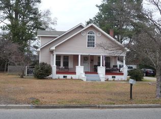 314 E Vance St, Laurinburg, NC 28352