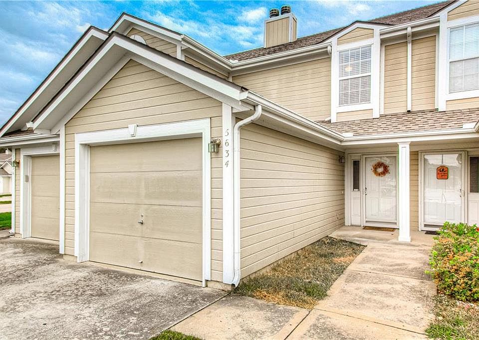 1st image of 5634 NW Plantation Dr