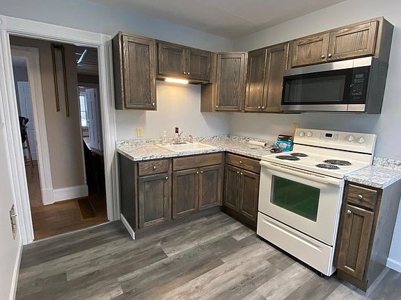 2nd image of 61 Whitesboro St Floor 2