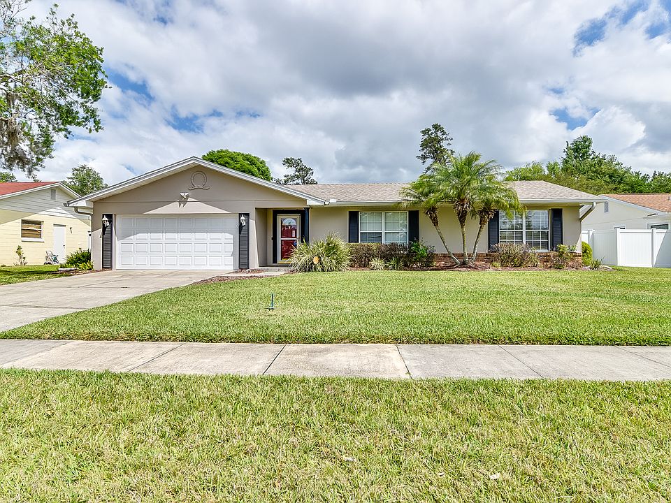1st image of 8043 Nicklaus Dr