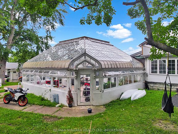 4th image of 13693 Niagara River Pkwy