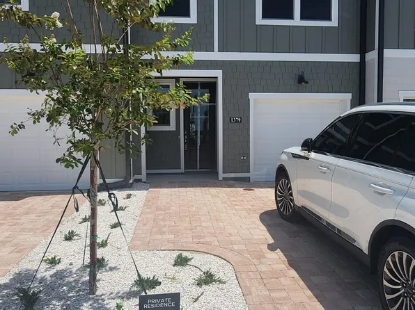 1379 Bluewater Ln, Rockledge, FL 32955