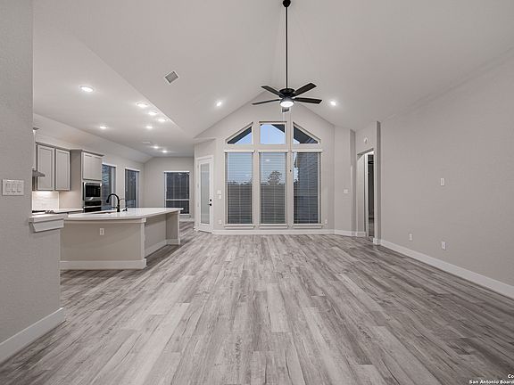 5th image of 5377 HARTLEY SQUARE