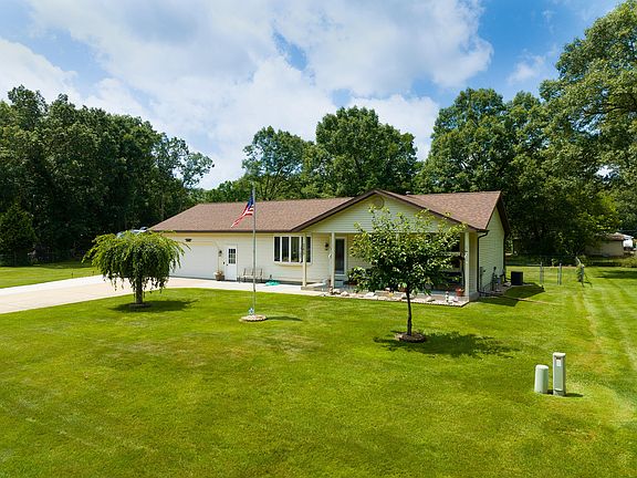 2nd image of 265 N Mararebecah Ln