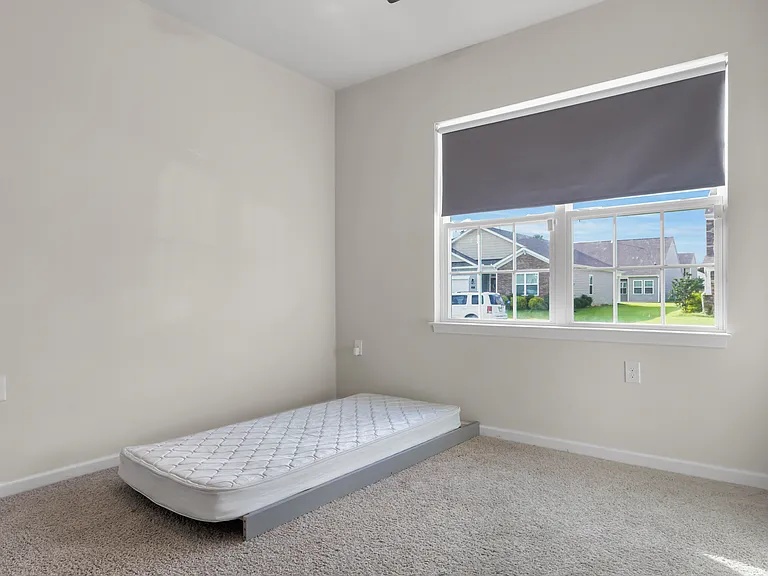 316 Isabelle St — Photo 25