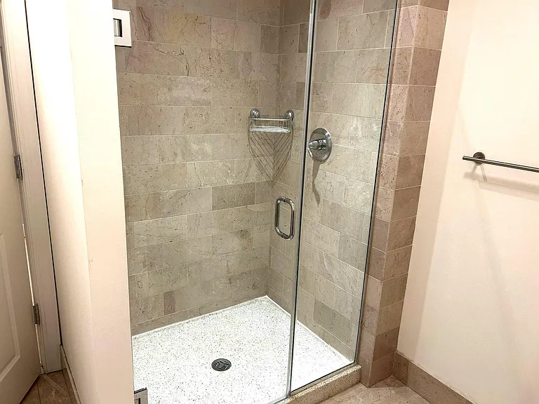 2425 L St NW #421 — Photo 14