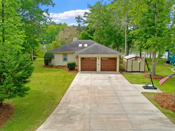 2197 Tallavana Trl, Havana, FL 32333