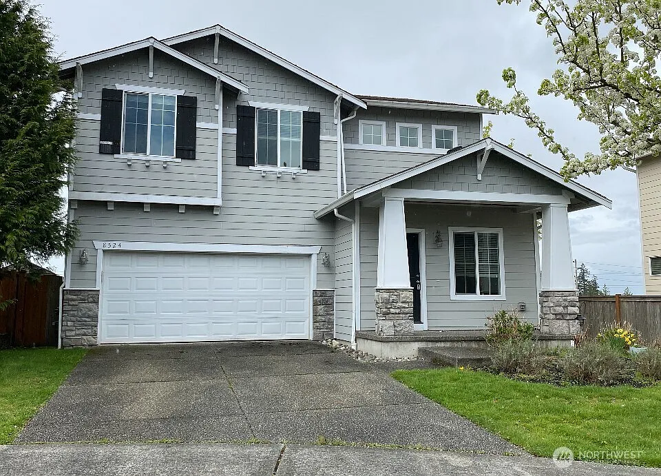 8524 81st Drive NE photo 1