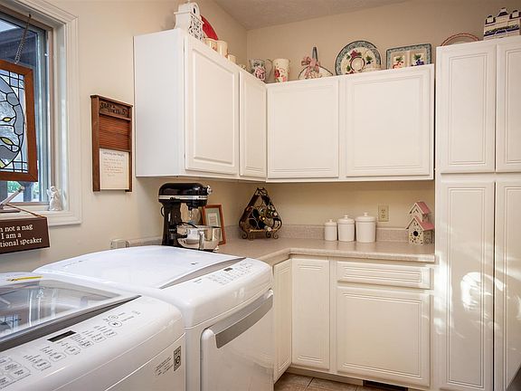 5th image of 1201 Keetoowah Dr