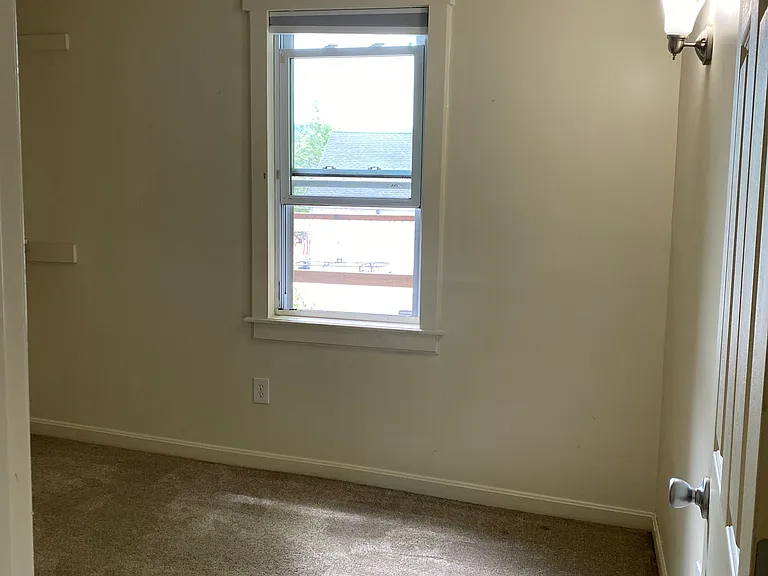 50 W Bow St #1 — Photo 8