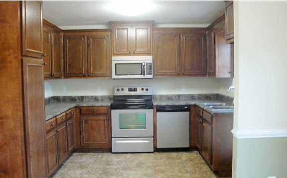 2nd image of 209 White Oak Dr