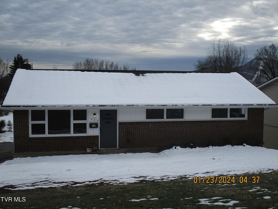 1st image of 557 W Stone Dr
