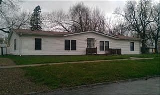 2nd image of 402 S 1st St
