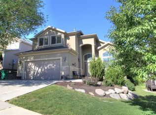 11671 S Hidden Village Dr, Sandy, UT 84092