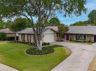 12449 High Meadow Dr, Dallas, TX 75244