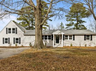 1112 Benefit Rd, Chesapeake, VA 23322