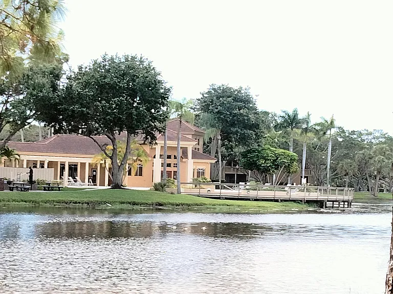 4847 Via Palm Lks #1020 — Photo 13
