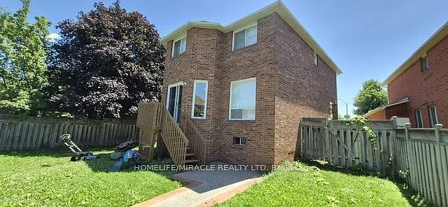 7123 Spyglass Cres — Photo 18