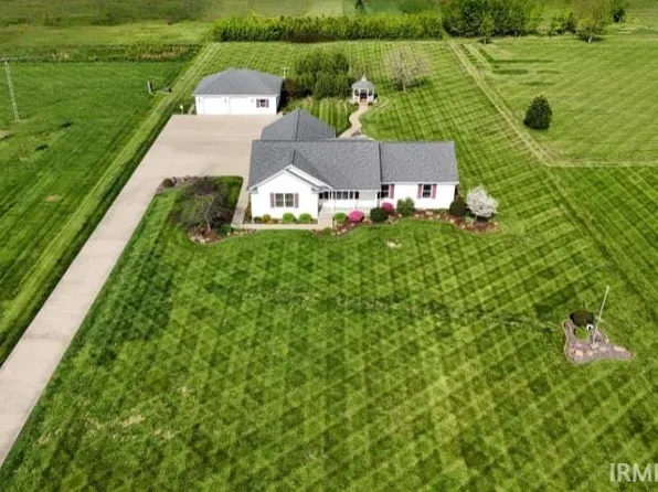 691 S 100th Rd E, Washington, IN 47501