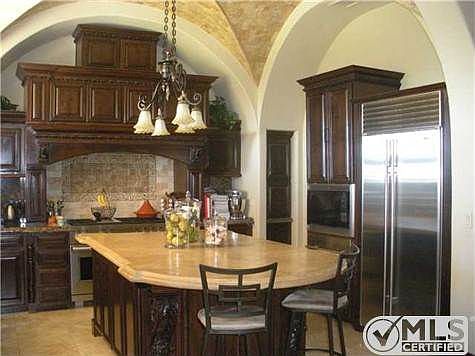 5th image of 6325 Calle Del Oro Dr