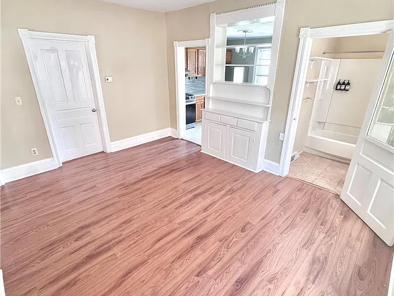 229 E Union Blvd #1 — Photo 10
