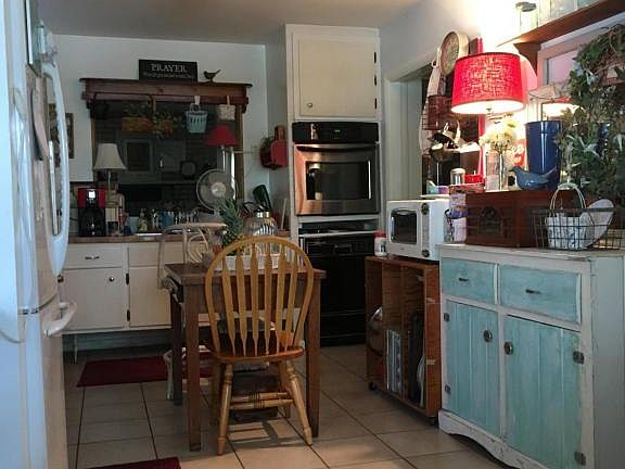 3rd image of 162 Eden Ave