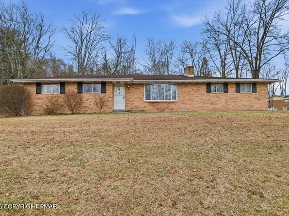 16 Pardees Loop, East Stroudsburg, PA 18302