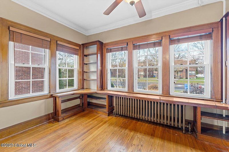 5th image of 810 New Scotland Avenue