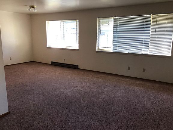 5th image of 12047 35th Ave NE APT 2