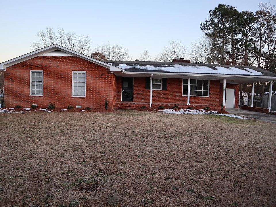 1st image of 212 Glenwood Trl