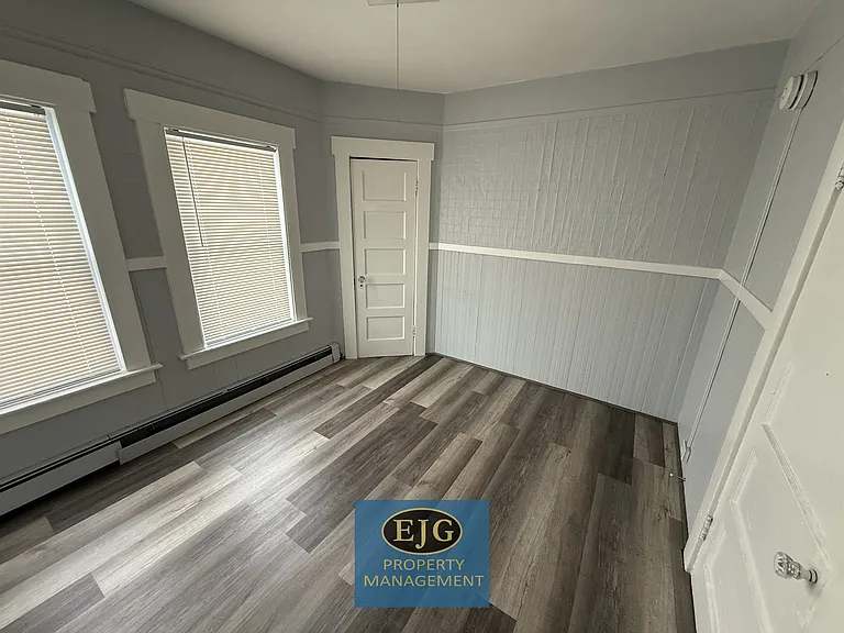 23 S Main St #4 — Photo 5